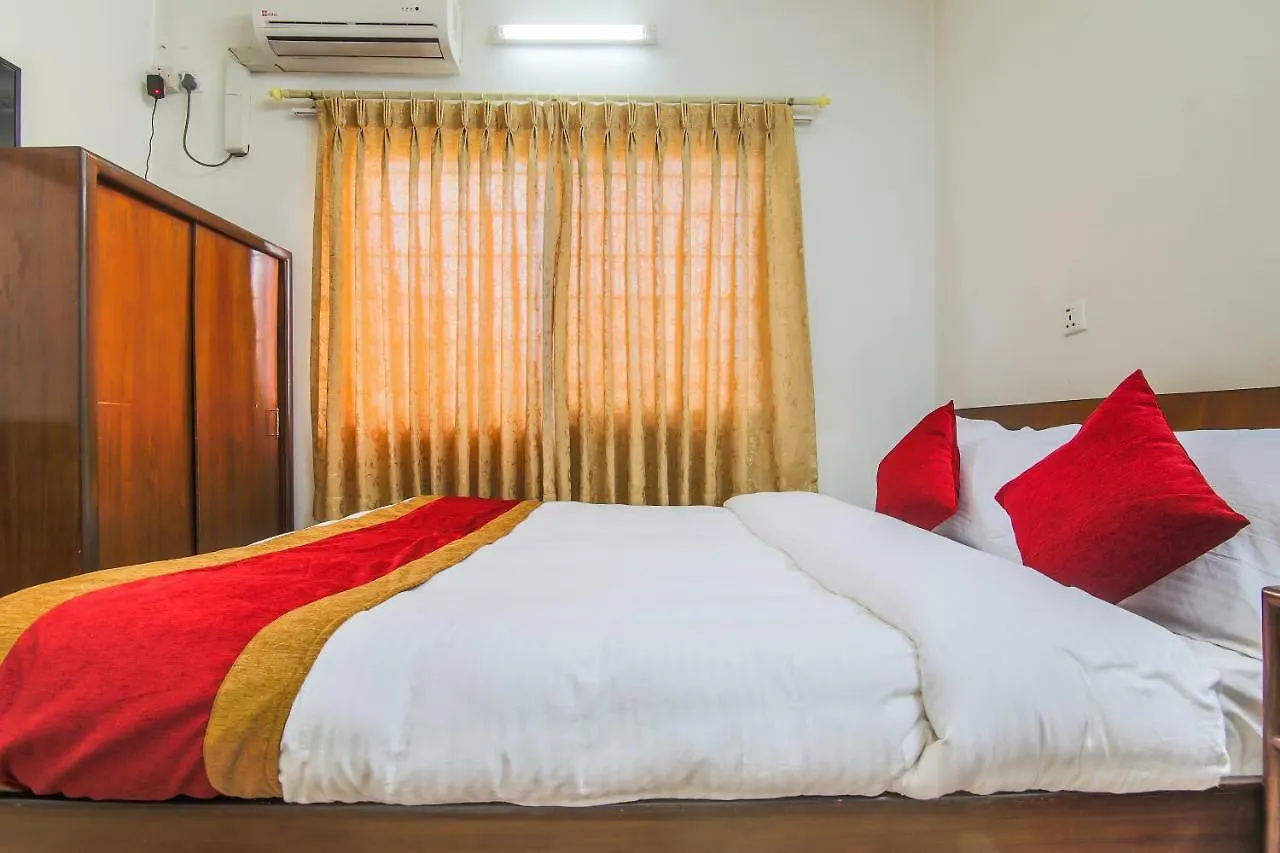 Oyo 358 Hotel Rose Star Kathmandu 2*,  Nepal